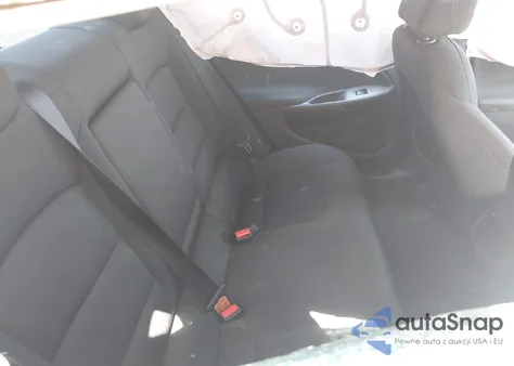 2019 Chevrolet Malibu Lt z USA, uszkodzony, nr VIN 1G1ZD5ST6KF122791